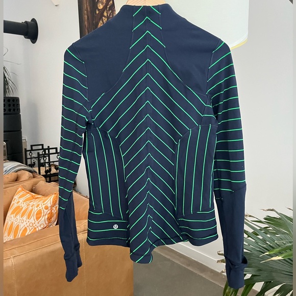 Lululemon Forme Jacket - Picture 3 of 4